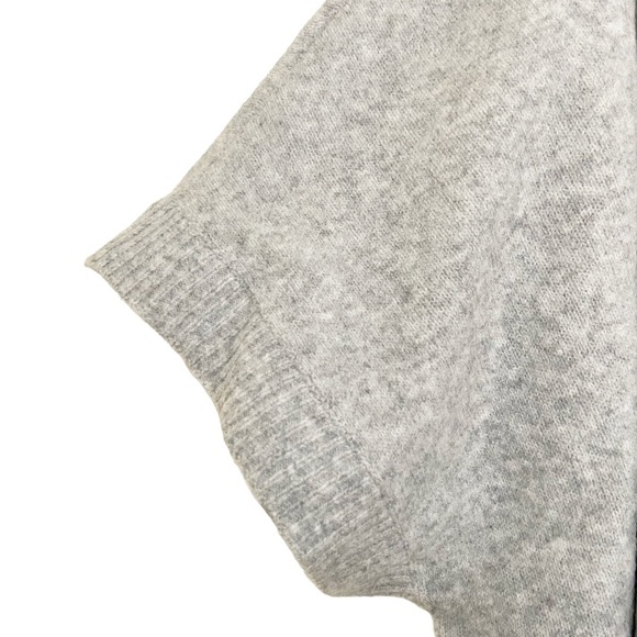 Chico’s Embellished Placket Sweater Ruana in Grey Size L/XL - Picture 6 of 10